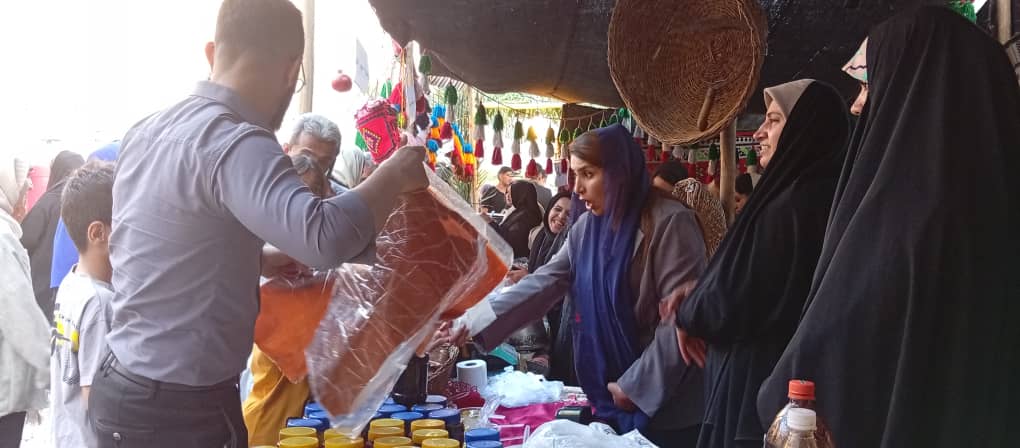 تصاویر | رؤیای جهانی‌شدن مارین؛ نخستین جشنواره انار در گچساران برگزار شد