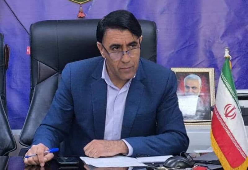 فرماندار مارگون: عملیات خاک‌برداری و تعریض جاده ارتباطی روستاهای مارگون آغاز شده است /  تنها شهرستان بدون زمین فوتبال استاندارد در استان هستیم / امکانات ورزشی ما در حد یک مدرسه دوکلاسه هم نیست / در این مدت، مدیران ورزش و جوانان هیچ بازدیدی از شهرستان نداشته و با وجود مکاتبات متعدد تاکنون پاسخی دریافت نکرده‌ایم /  ۳۰ اداره هنوز در مارگون مستقر نشده‌اند / رسانه‌ها هر نقدی که داشته باشند، با جان و دل می‌پذیریم / گلایه ما از مدیران کل این است که نباید تنها مدیر مرکز استان باشند