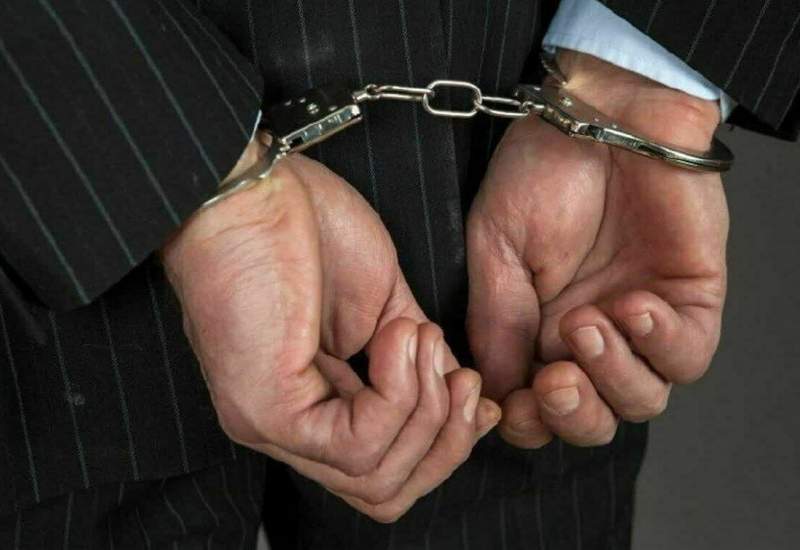 فساد ۱۰۹ هزار میلیارد تومانی با همدستی کارکنان دولت / ۱۴۵ نفر دستگیر شدند؛ پرونده همچنان باز است فساد ۱۰۹ هزار میلیارد تومانی با همدستی کارکنان دولت / ۱۴۵ نفر دستگیر شدند؛ پرونده همچنان باز است
