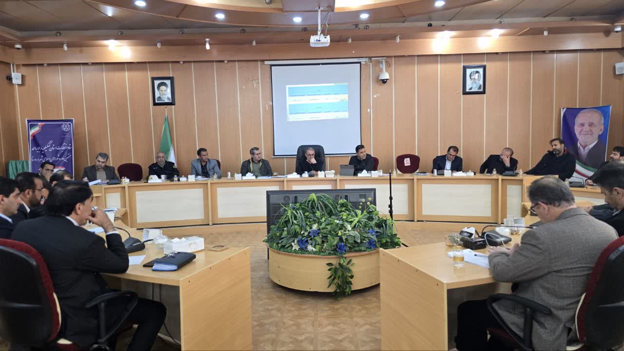 اختلاف‌نظر مدیران استان بر سر پروژه ۸۴۸ واحدی دهدشت / استاندار کهگیلویه و بویراحمد خطاب به معاون فرماندار: نماینده دولت بیانیه نمی‌خواند