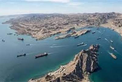 گیوتین «هرمز» بر گلوی واشنگتن؛ چگونه نفت ۱۰۷ دلاری، ماشین جنگی آمریکا را متوقف کرد؟