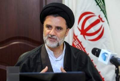 نبویان: با این متن مستعمره آمریکا می‌شویم / خطوط قرمز رهبری در تنگه هرمز نادیده گرفته شده است  