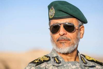 فیلم |  جزییات حماسه آفرینی خلبانان F۵ و F۱۴ ایرانی از زبان دریادار سیاری  <img src="/images/video_icon.png" width="11" height="10" border="0" align="top">