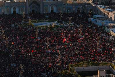 تصاویر | تشییع پیکر رهبر انقلاب در مشهد - 1  <img src="/images/picture_icon.png" width="11" height="10" border="0" align="top">