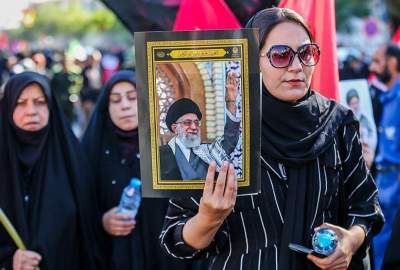 تصاویر | تشییع پیکر رهبر شهید انقلاب در مشهد - 3  <img src="/images/picture_icon.png" width="11" height="10" border="0" align="top">