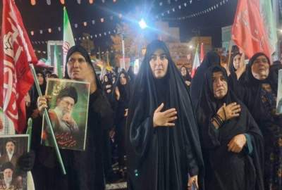 تصاویر | اجتماع مردم کهگیلویه در یکصد و سی و چهارمین شب حضور حماسی  <img src="/images/picture_icon.png" width="11" height="10" border="0" align="top">