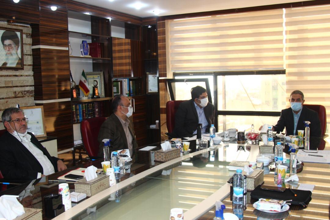 https://www.kebnanews.ir/images/docs/files/000425/nf00425913-3.jpg