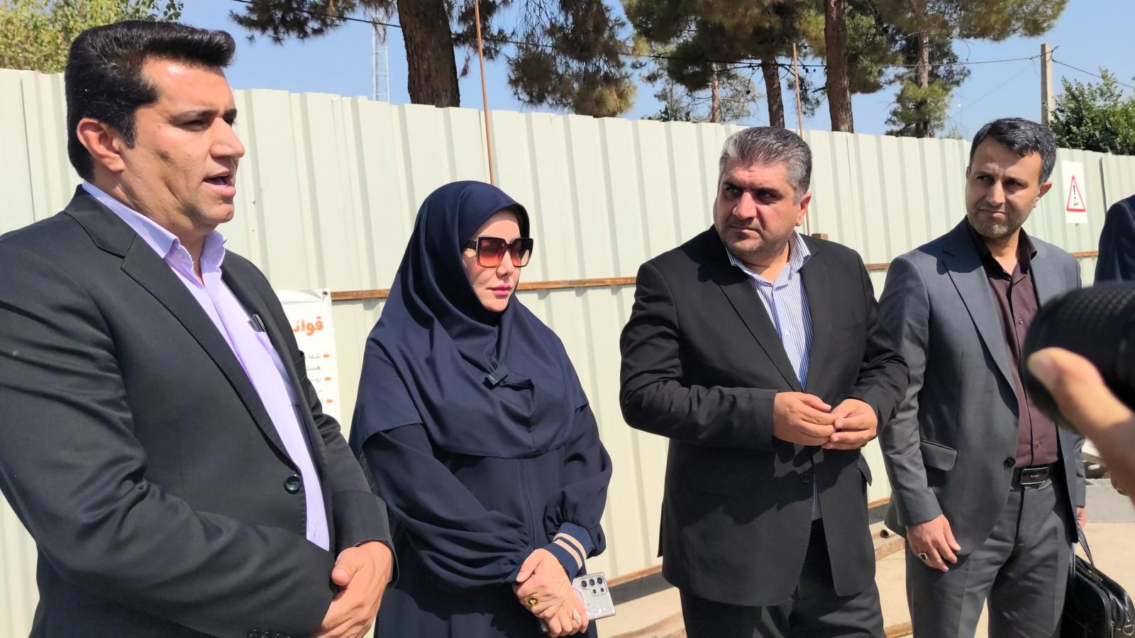 آب پاکی رئیس سازمان بازرسی روی دست شایعهسازان؛ صالحی: ۹۹ درصد گزارشهای فساد، دروغ و سیاهنمایی است / رقیه پناهی: هرکس ادعایی دارد مرد باشد و رودررو صحبت کند