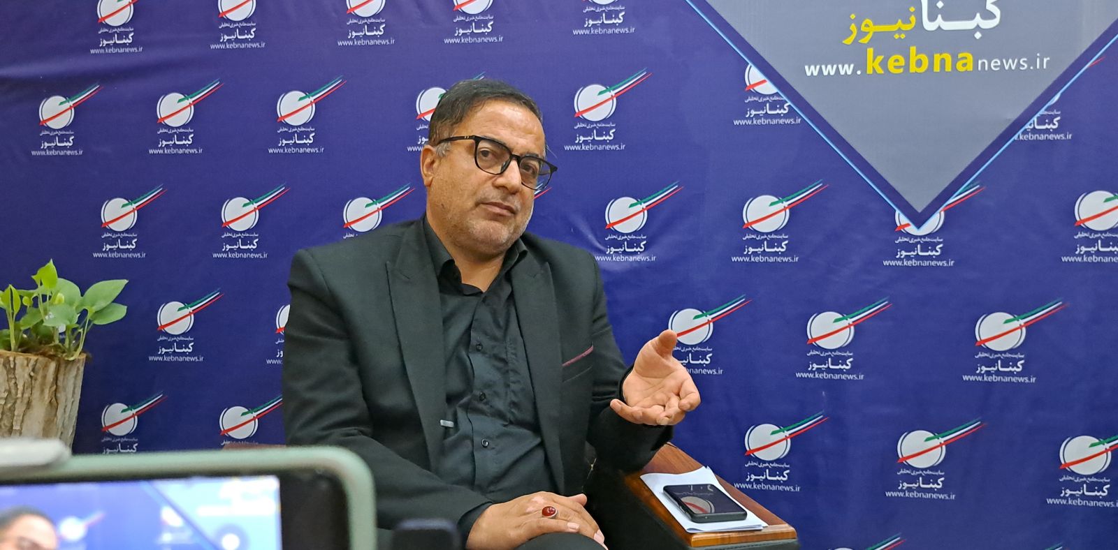 فرماندار شهرستان دنا: نگاه ما عملکردی است، سیاسی نیست / هیچ گونه جانبداری در انتخابات ندارم و نخواهم داشت؛ رأی مردم حق الناس است / نسبت من با آقای روشنفکر کار را سخت کرده / ۷۳۶ میلیارد تومان پروژه در شهرستان دنا افتتاح یا کلنگ زنی شد