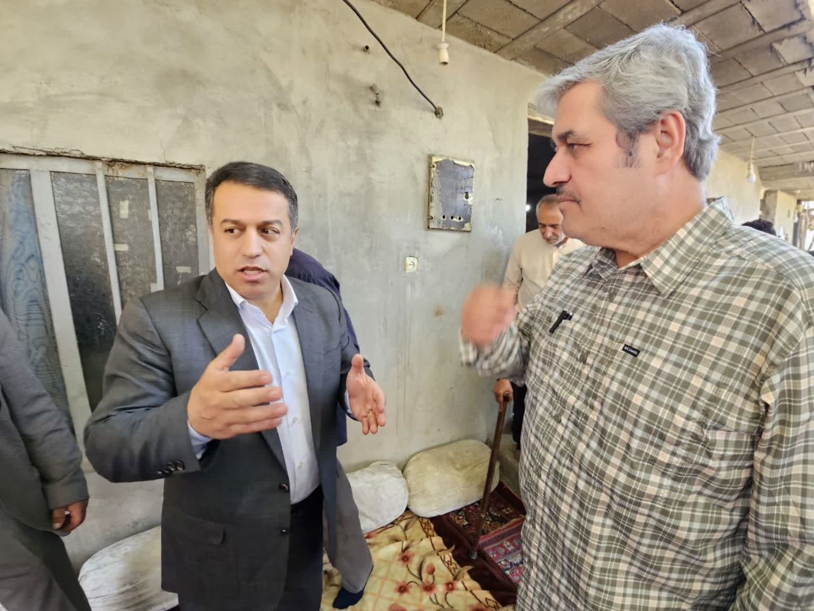 بازدید تاجگردون و معاون راهداری کشور از راه‌های روستایی شهرستان باشت + تصاویر