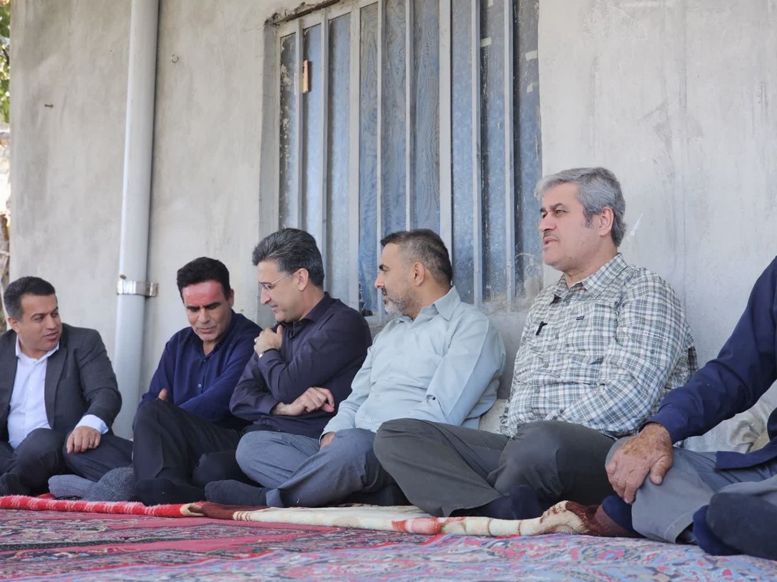 بازدید تاجگردون و معاون راهداری کشور از راههای روستایی شهرستان باشت + تصاویر