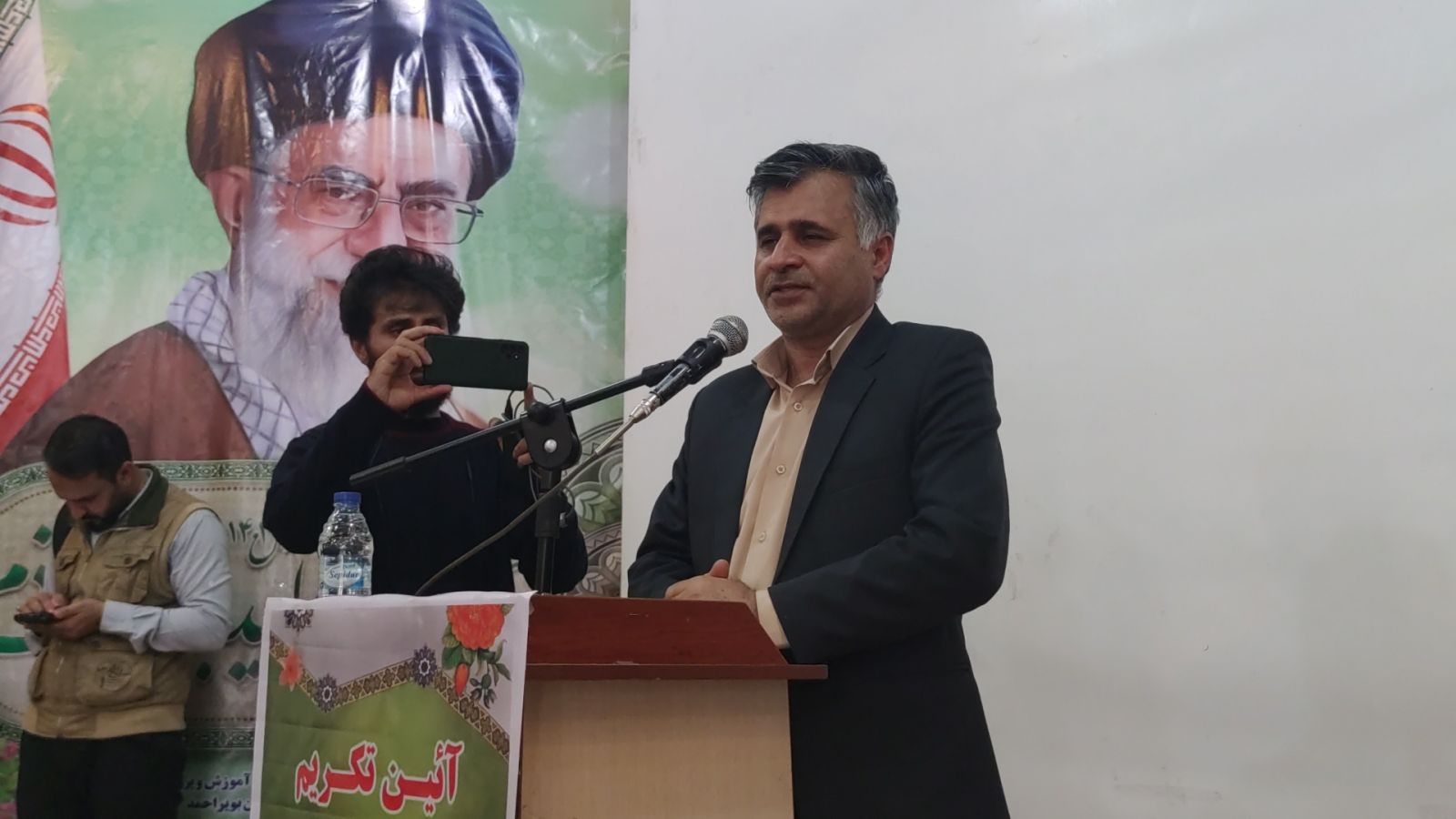 آیین تکریم و معارفه مدیران آموزش و پرورش بویراحمد / جمالی: رئیس جمهور نگاه فراکیر و وفاق دارد / رفاقت و دوستی قدیمی با آقای رضایی دارم