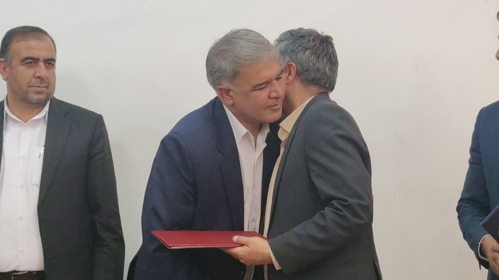 آیین تکریم و معارفه مدیران آموزش و پرورش بویراحمد / جمالی: رئیس جمهور نگاه فراکیر و وفاق دارد / رفاقت و دوستی قدیمی با آقای رضایی دارم