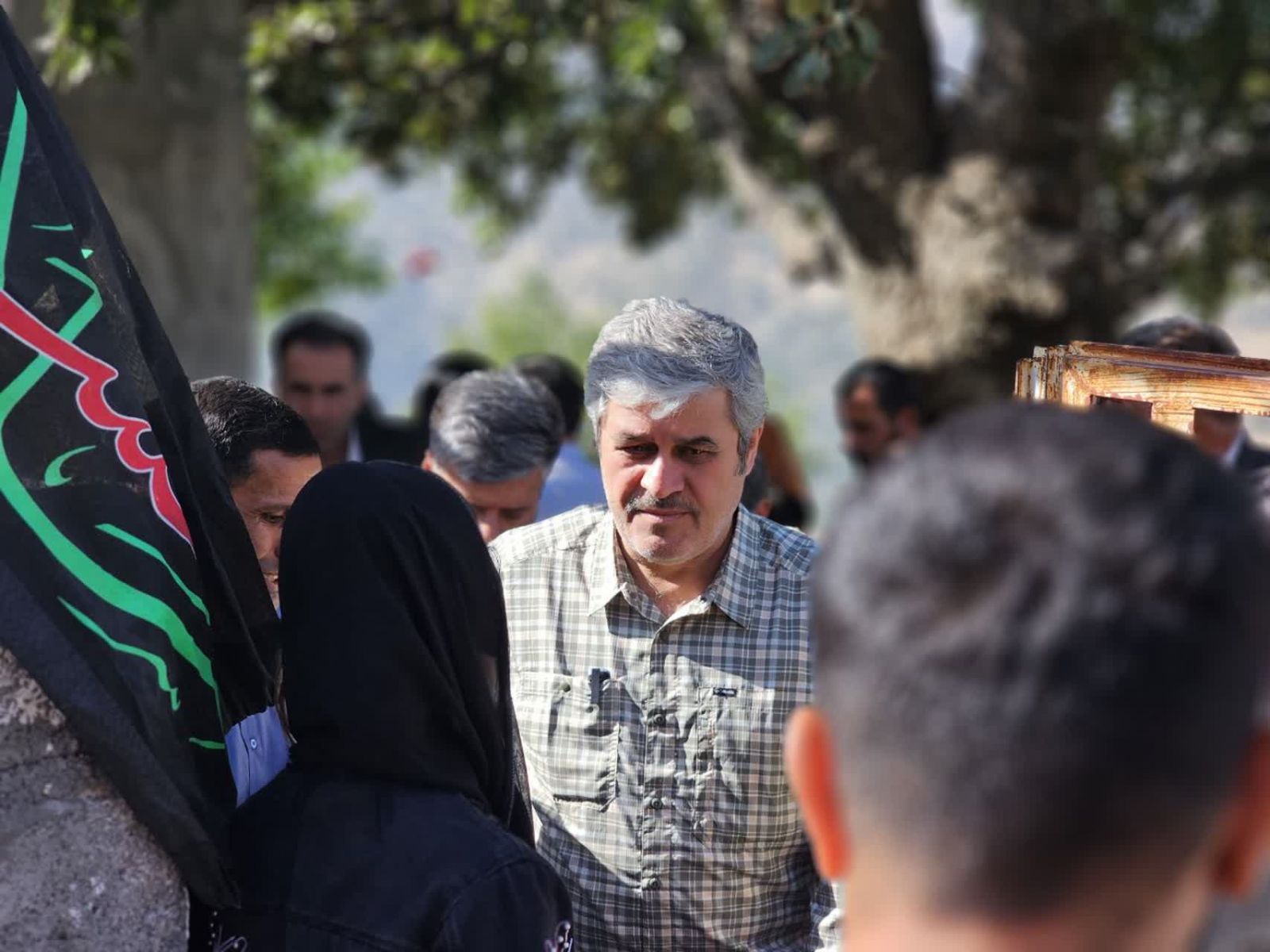 بازدید تاجگردون و معاون راهداری کشور از راههای روستایی شهرستان باشت + تصاویر
