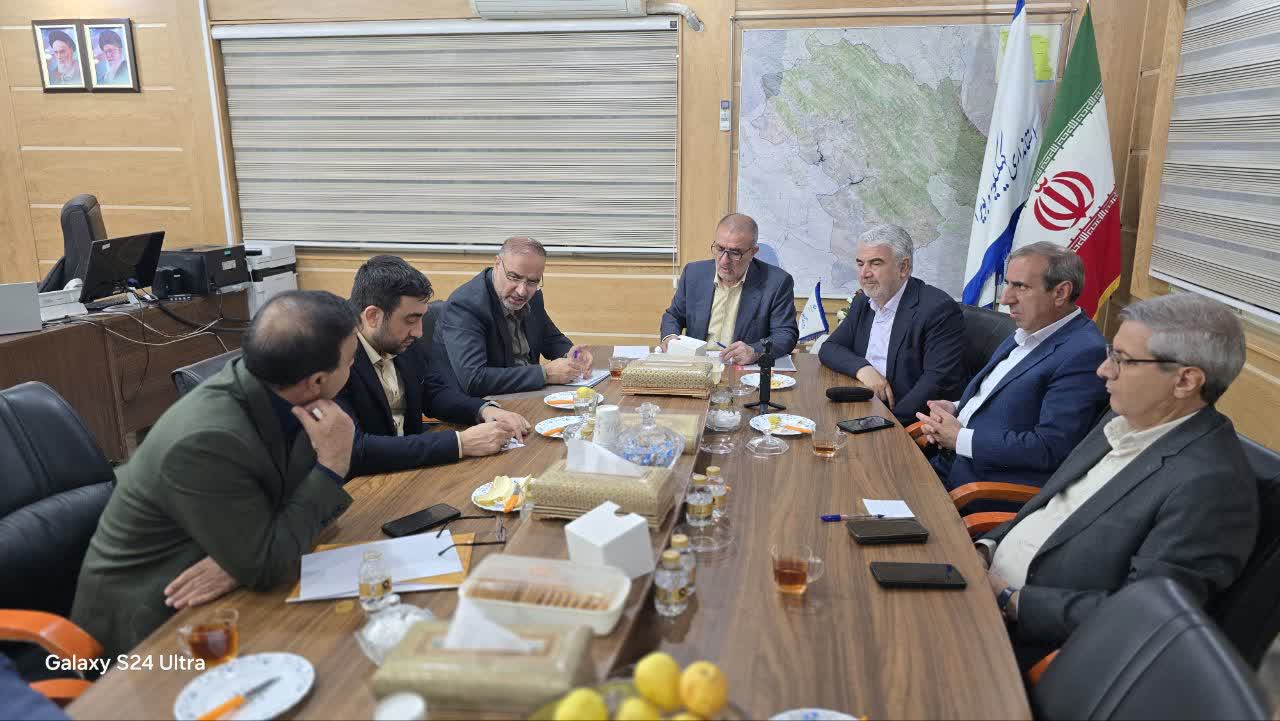 برنامه‌ریزی برای ساخت مسکن ملی، راه‌اندازی ۶۰۰ مگاوات نیروگاه خورشیدی و حمایت از خانواده‌های زندانیان در دستور کار قرار گرفت