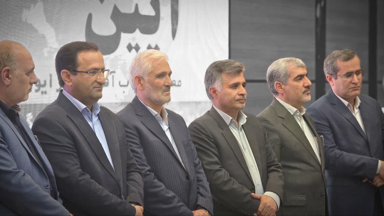 آغاز آئین معارفه مدیرکل جدید آموزش و پرورش کهگیلویه و بویراحمد / جمالیآرند: هیچگاه نگاه سیاسی به آموزش و پرورش نداشتم / قاسمی: مسئولیت لقمه پرچرب نیست /